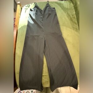 Pinstripe Wide-Leg Jumpsuit - Black .. sz Small